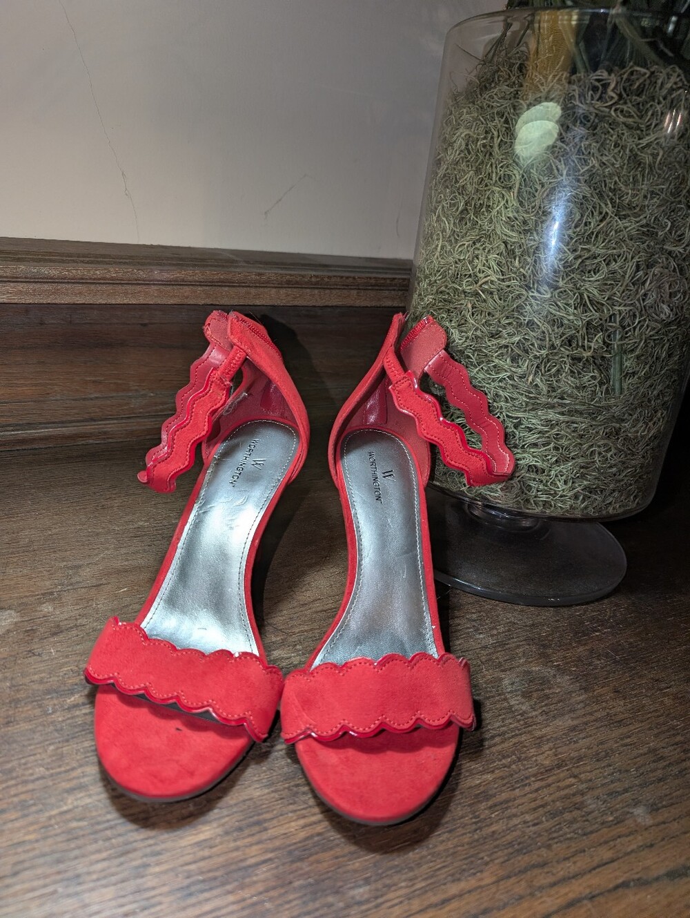 Red Scalloped Ankle-Strap Women's Sandals